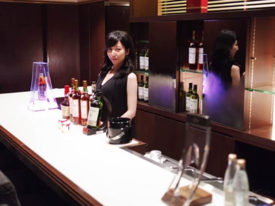 술집 운영하는 미디어 스타트업?