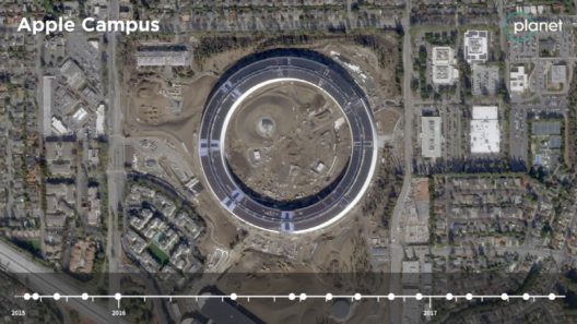 위성사진으로 본 애플파크