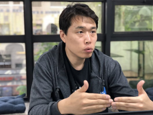 경영지원플랫폼으로의 진화 '자비스앤빌런즈'