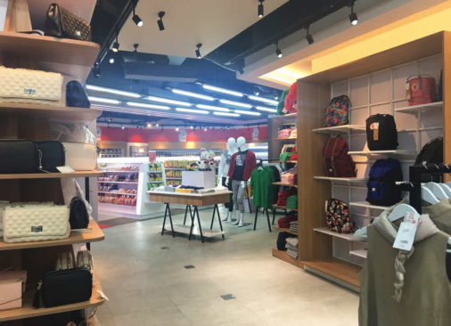 인도네시아에 오픈한 中 무인상점