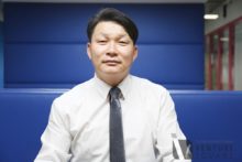 배드민턴 시장은 작다? 320만 노리는 스타트업