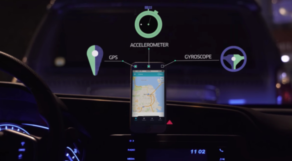 사진=우버앱은 GPS, 가속기센서, 자이로스코프 등의 스마트폰 센서를 통해 우버운전사의 안전운전이력을 감지해 보여준다. 출처=우버