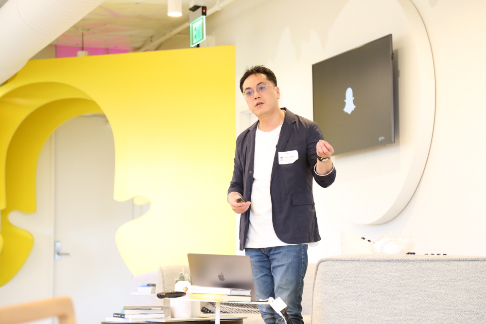 유튜브 생태계, 빅데이터로 꿰뚫는다 ‘소셜러스’ - 뉴스 썸네일 이미지