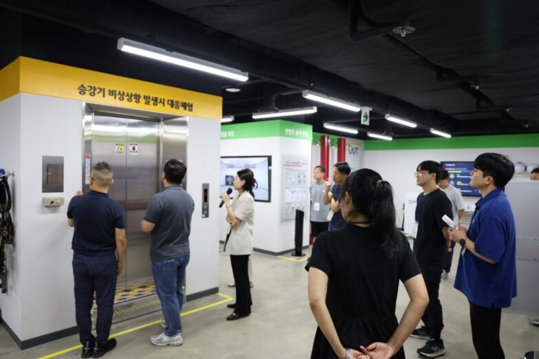 마포TL센터 안전교육 체험장에서 SBA 청년취업사관학교 캠퍼스 운영 담당자 대상 진행된 비상 대응 실무 교육 <이미지=에스앤아이코퍼레이션>