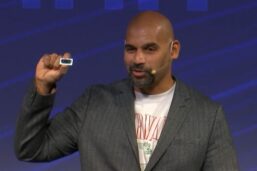 엔비디아 독주 막을 스타트업? 설립 2개월 만에 기업가치 6조 "언컨벤셔널 AI"